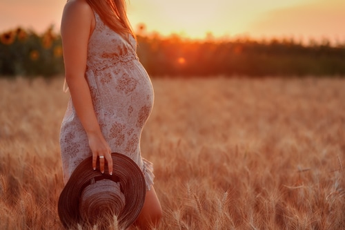 Ako získať peniaze zo životnej poisťovne počas rizikového tehotenstva
